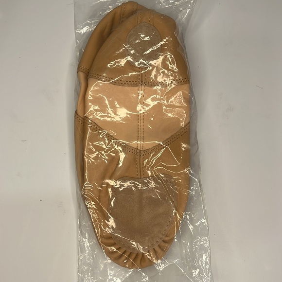 New Revolution Stretch Ballet Shoes - Classic Pink Style 150 M 10AD Women's 8.5 - Picture 3 of 10